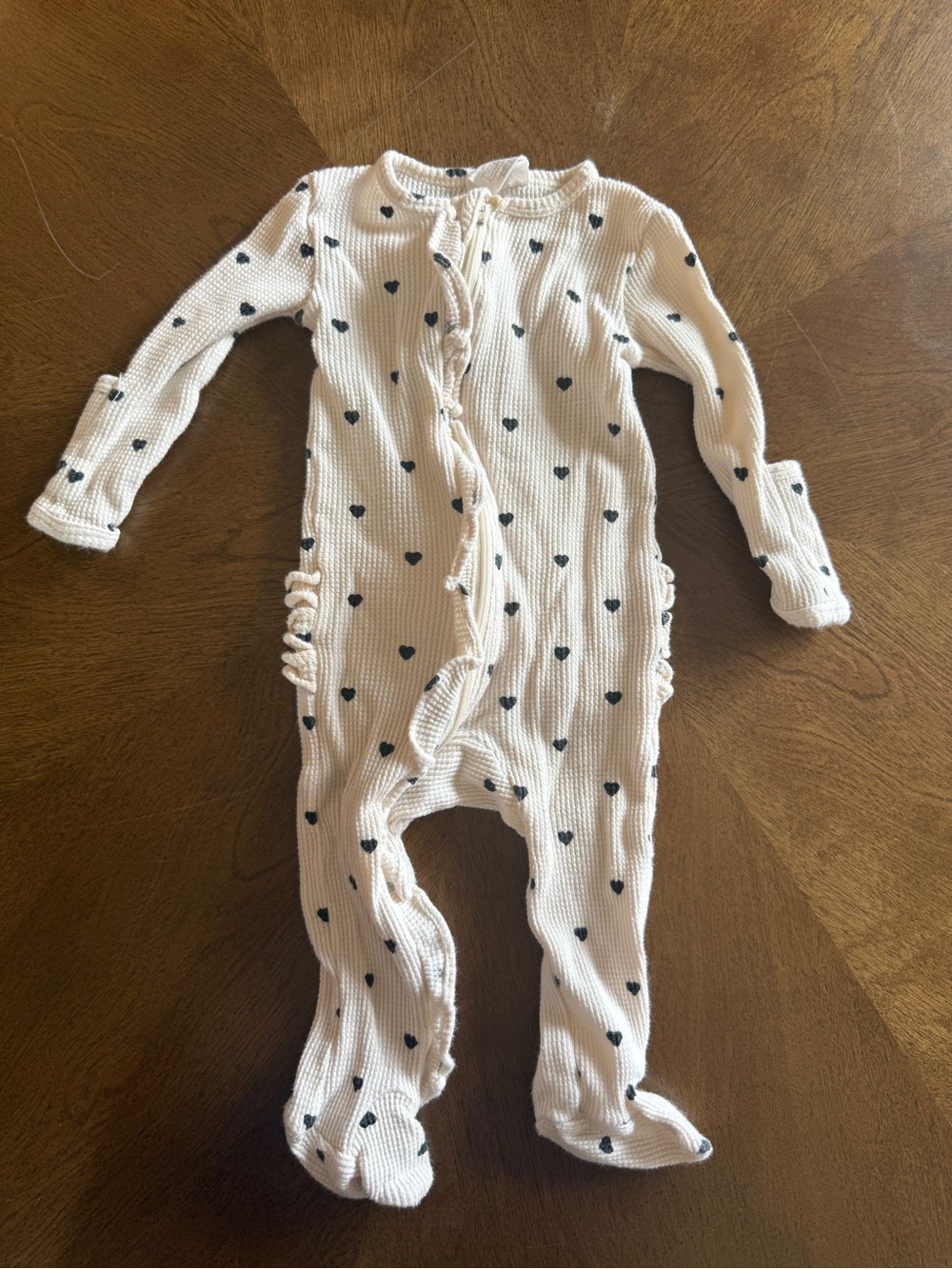 SpearmintLOVE Organic Waffle 2-Way Zip Ruffle Footie, Black Heart